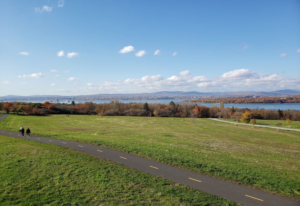 Thumbnail-For-Parc de la Pointe-De la Martinière-By-Money911