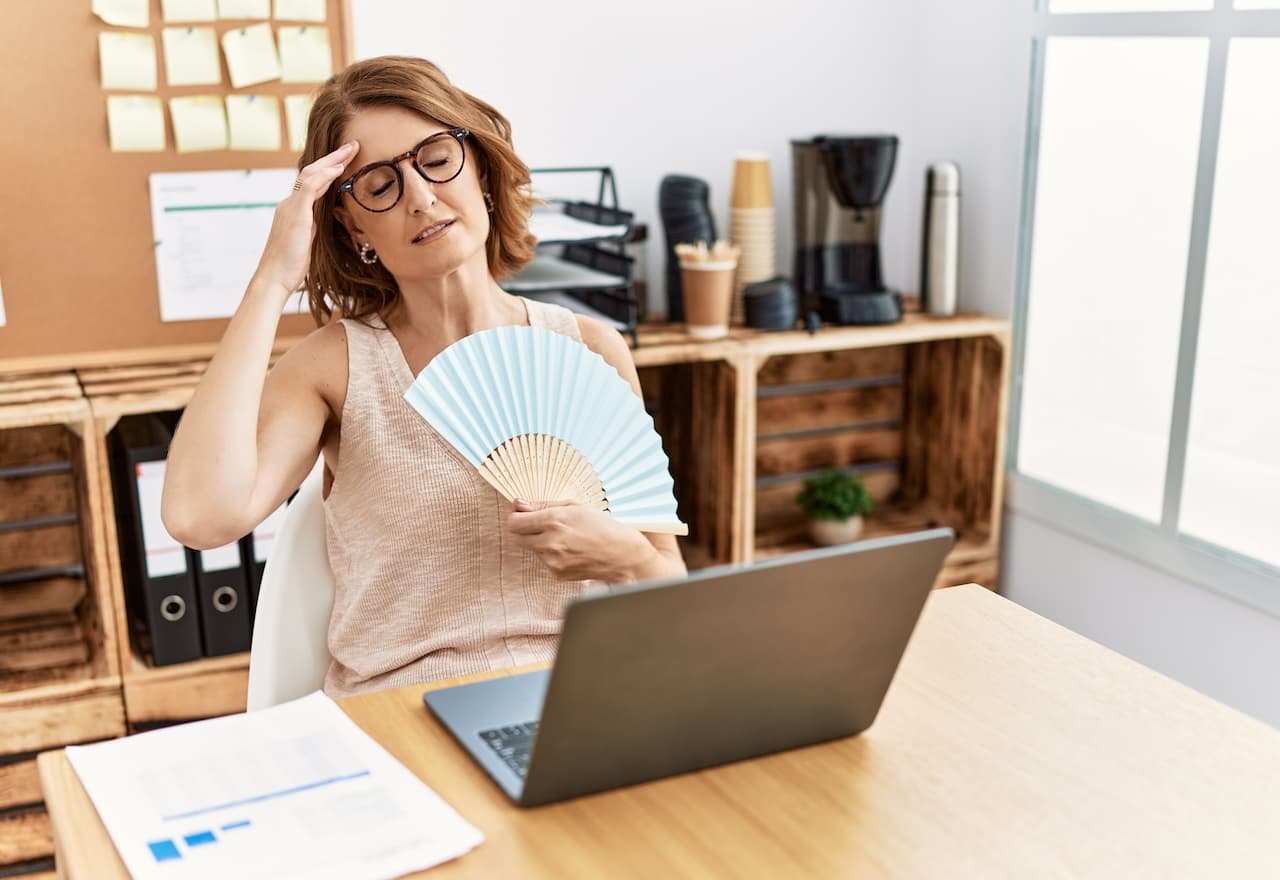 Thumbnail-For-Urgent No-Refusal Loans What’s Real and What’s Risky-By-Money 911