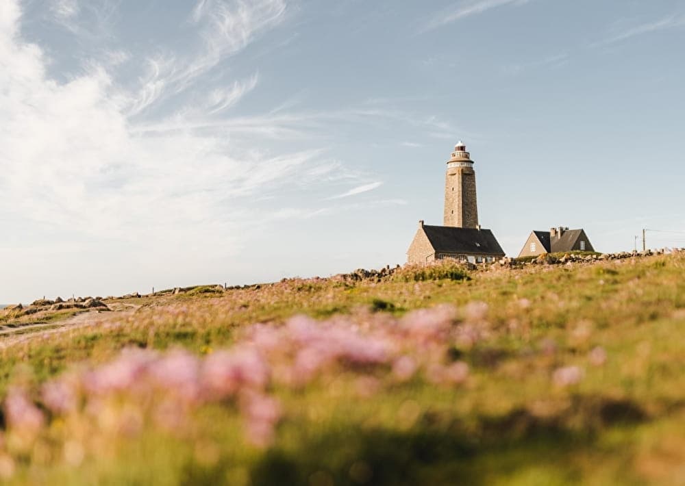 Thumbnail-For-Le phare-de-levis-landscape-By-Money 911