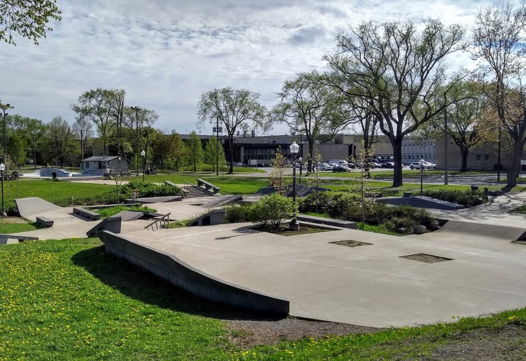 Thumbnail-For- Victoria Park-Skate Park-By-Money 911